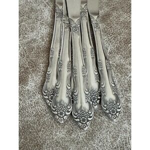 Vintage Rogers Co. DREAM ROSE ROSE BUD Stainless Flatware Lot Of 6 Dinner Knives